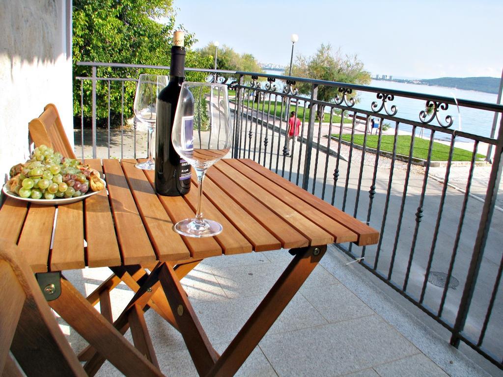 Apartment Noa Kaštel Kambelovac Pokoj fotografie