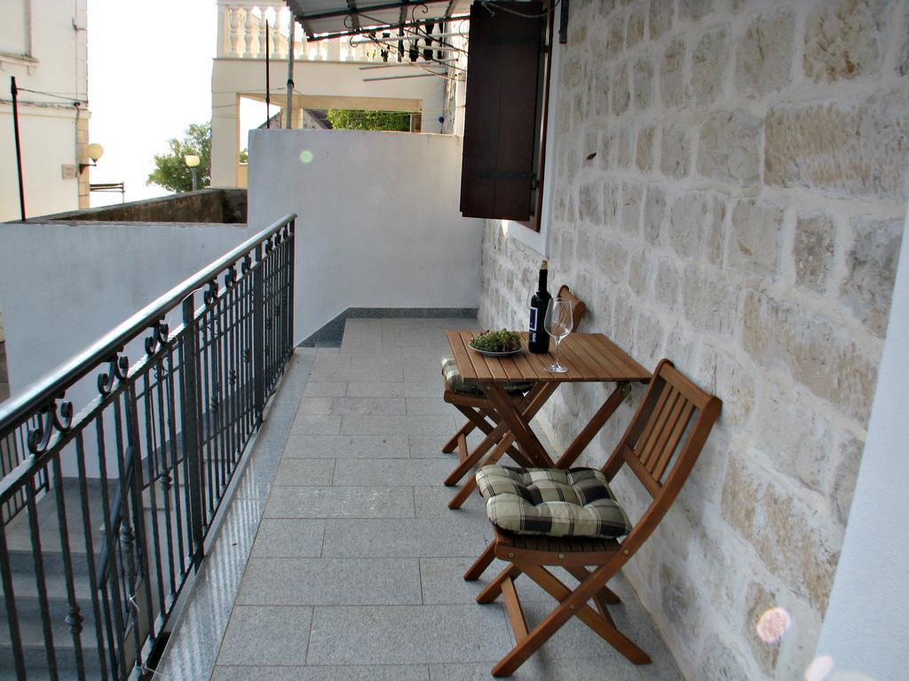 Apartment Noa Kaštel Kambelovac Pokoj fotografie